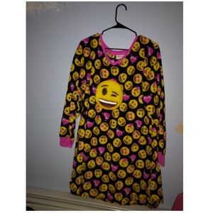 Emoji night dress
